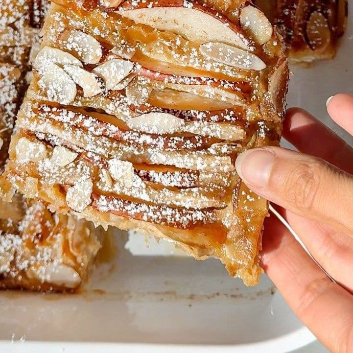 Pear Crinkle Cake