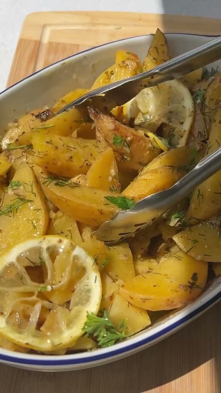 Lemon Greek Potatoes